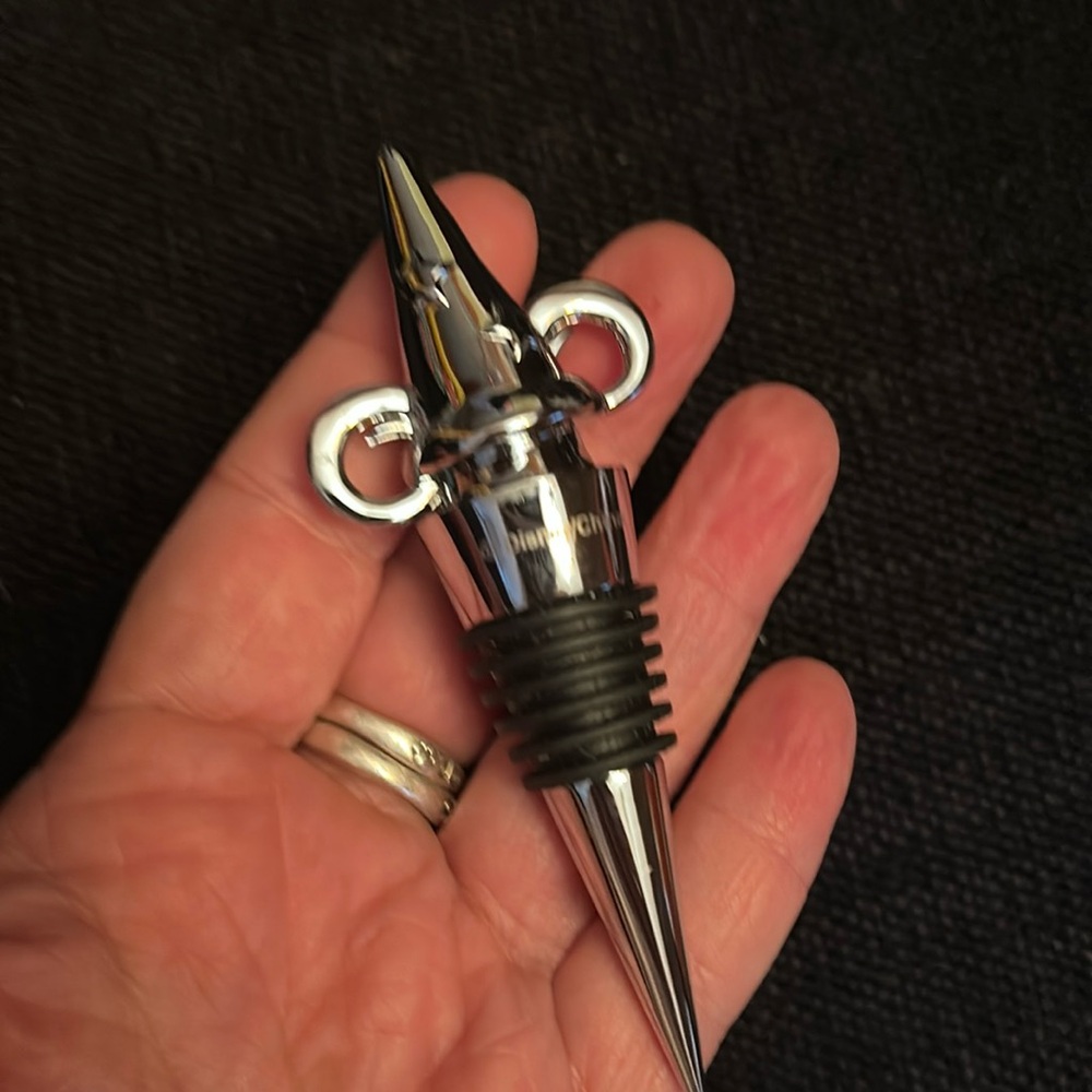 NWOT Disney World Sorcerer Mickey Hat Bottle Stopper RETIRED